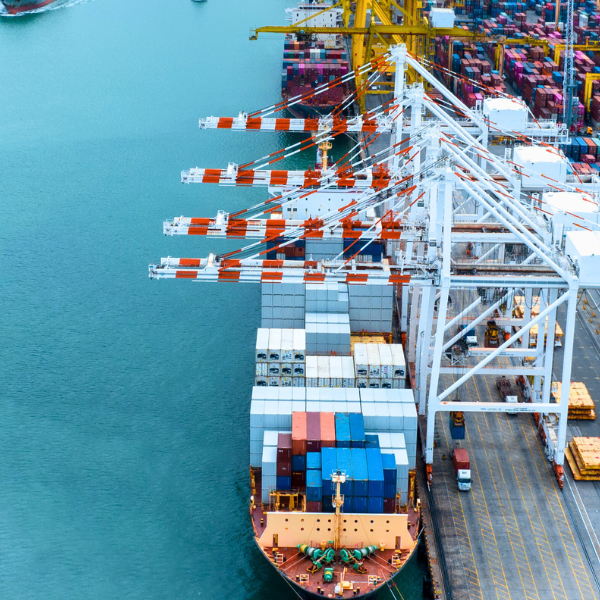 Risken med oskyddade metallstrukturer i hamnar